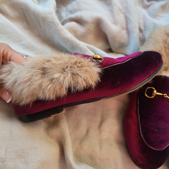 Zara Plush Velvet Purple and Tan Slippers - Picture 2 of 7